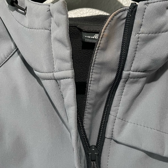 NEW BALANCE- Grey Hooded Jacket with Fleece Inside Size M - Picture 3 of 6